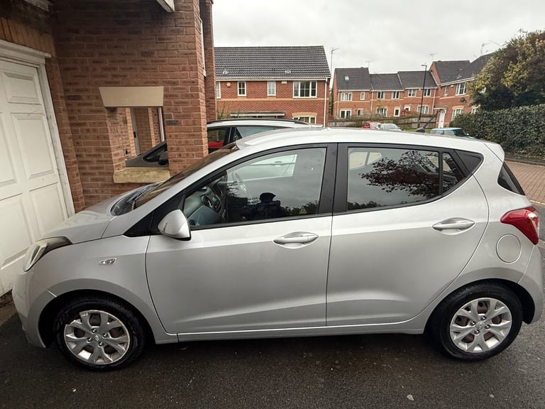Hyundai, I10, Hatchback, 2014, Manual, 1248 (cc), 5 doors