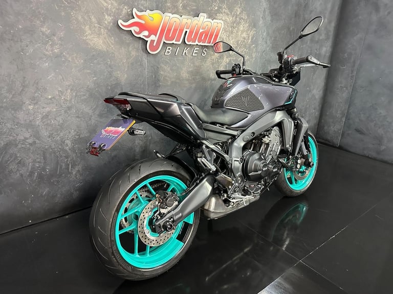 2024 Yamaha MT-09 900 Hyper-naked Euro 5