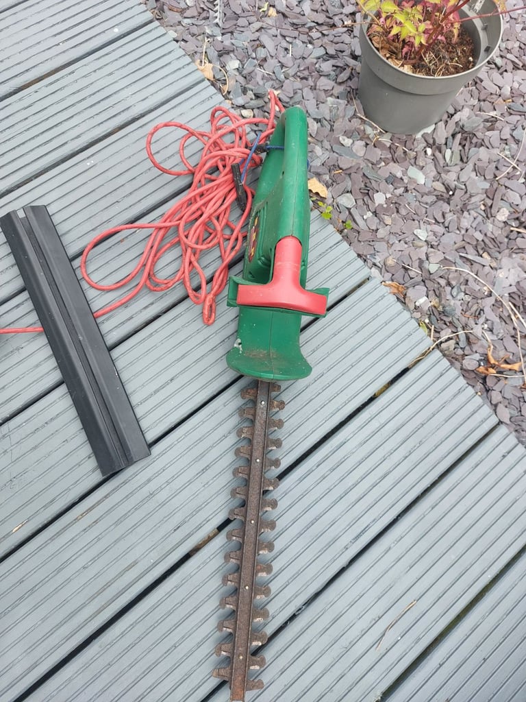 Qualcast hedge trimmer