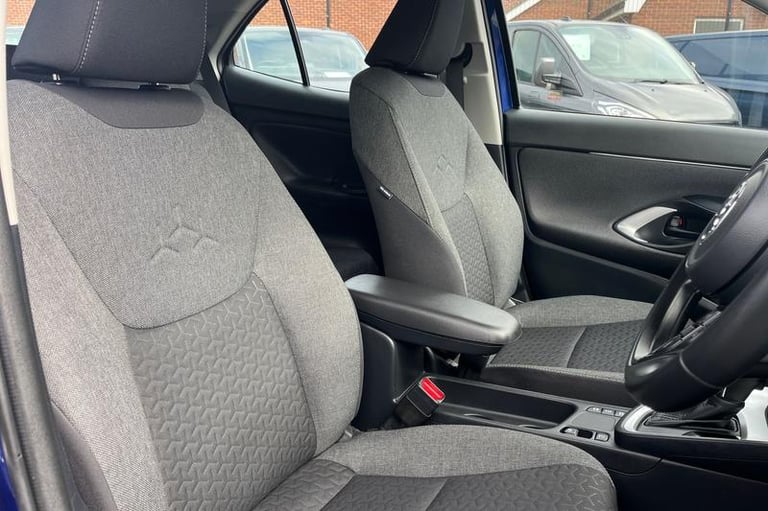 2022 Toyota Yaris Cross 1.5 Hybrid Icon 5dr CVT, Parking sensors, Media Screen, Sat Nav, Multifun...