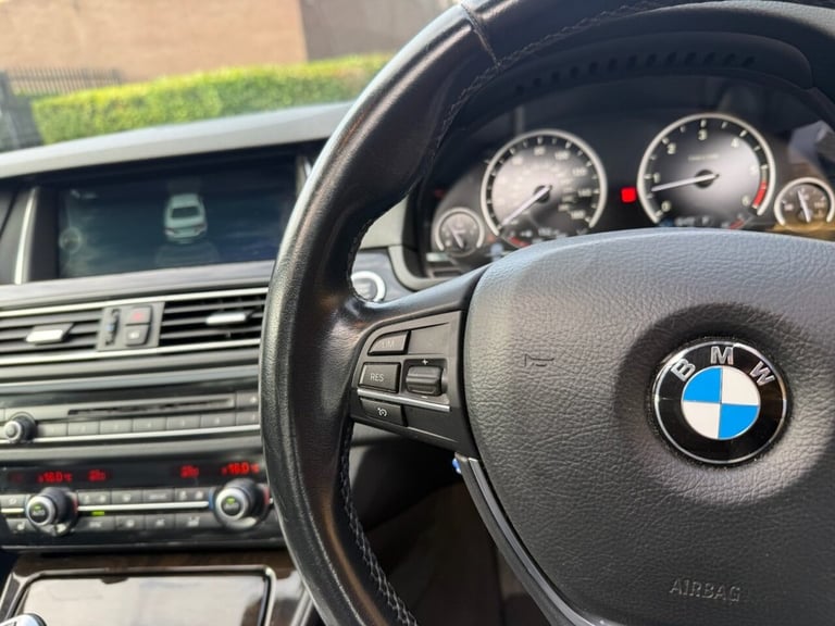 2014 BMW 5 Series 3.0 530d SE Saloon 4dr Diesel Auto Euro 6 (s/s) (258 ps) Saloon Diesel Automatic