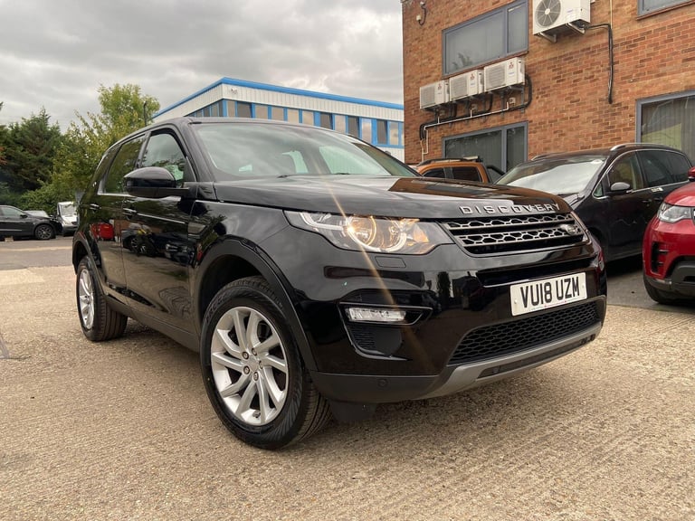 image for 2018 Land Rover Discovery Sport 2.0 TD4 SE Tech Auto 4WD Euro 6 (s/s) 5dr ESTATE Diesel Automatic