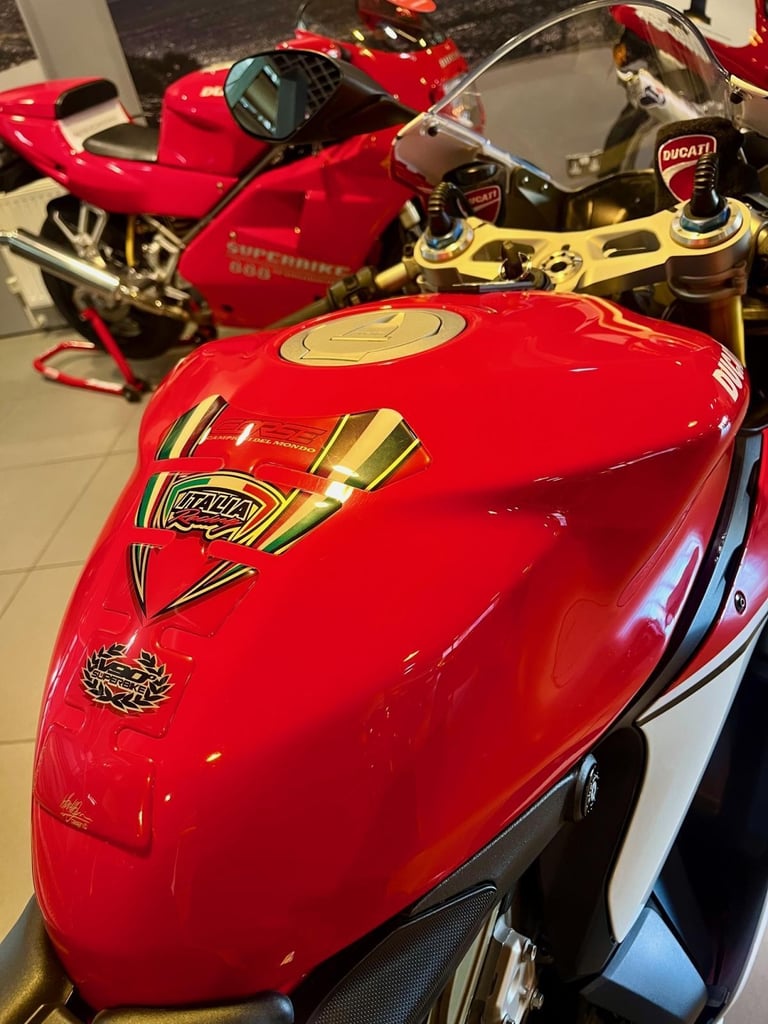 DUCATI PANIGALE 1199S TRICOLORE 2012 SPECIAL EDITION - 5K MILES - STUNNING