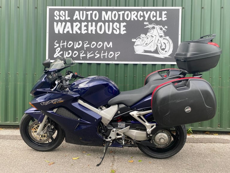 Honda VFR 800F-2 Low Miles Full Luggage Recent Big Service 