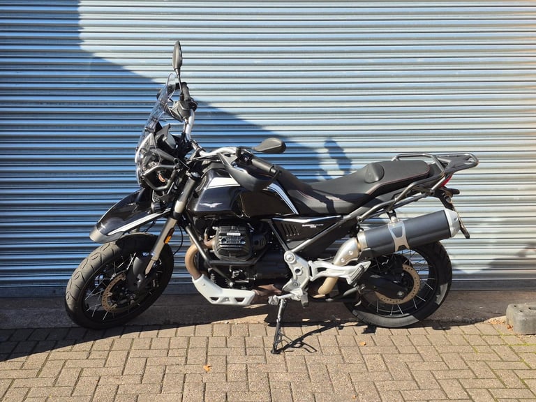 Moto Guzzi V85 TT Guardia D'Onore