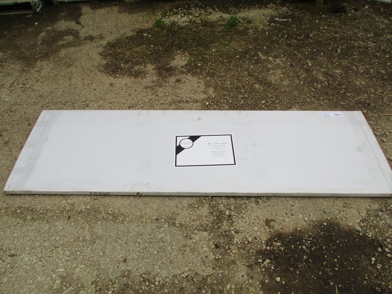 1800mm x 800mm Single Ended Bath In White With Grey Front Panel