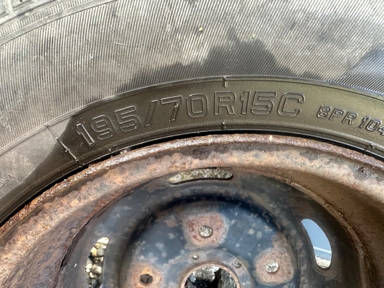 Ford transit van 195/70/15 spare wheel & tyre 195 70 15 mk6 mk7 parts good rim