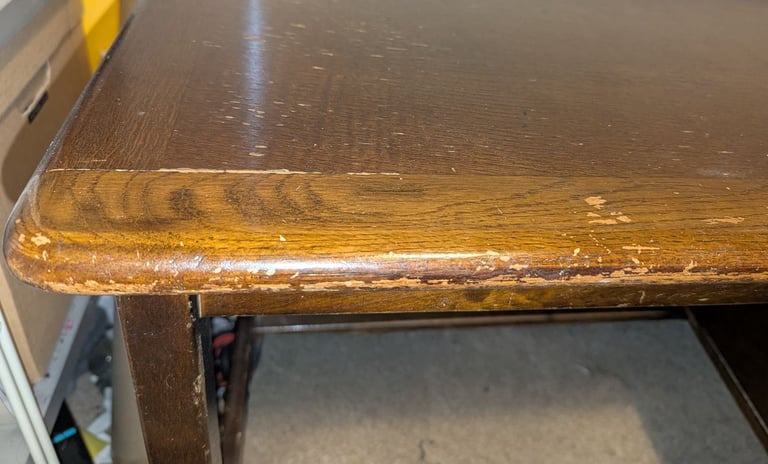 Desk (antique typewriter)