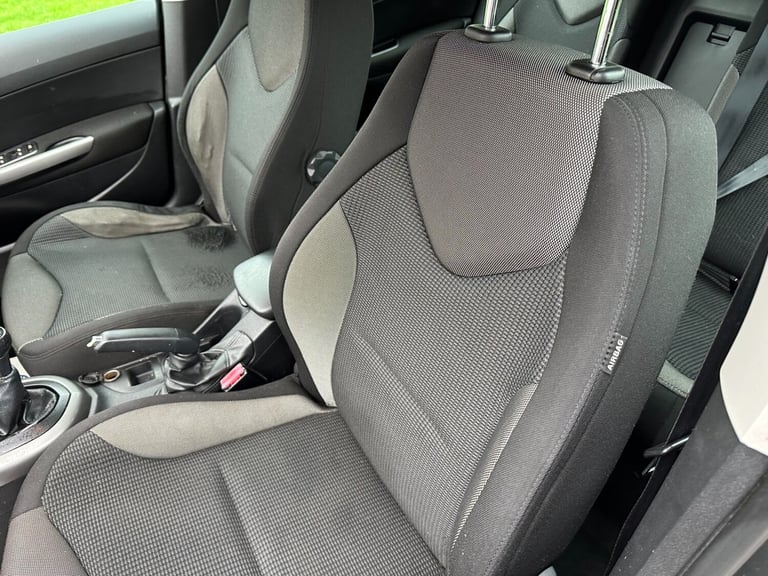 2011 Peugeot 308 1.6 HDi 92 Sport 5dr HATCHBACK Diesel Manual