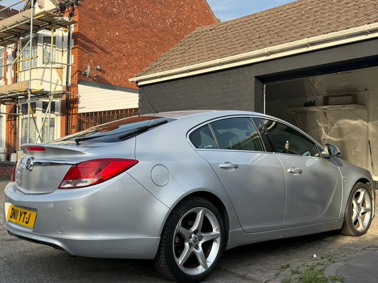 2011 Vauxhall Insignia 1.8i 16V SRi Vx-line 5dr HATCHBACK Petrol Manual