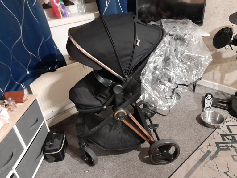 image for Red kite pram with rain coat 