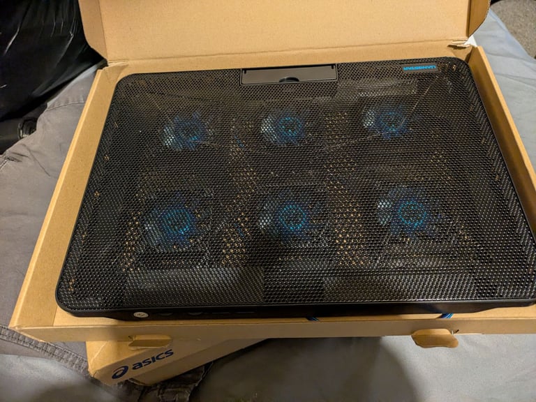 Laptop cooling pad 