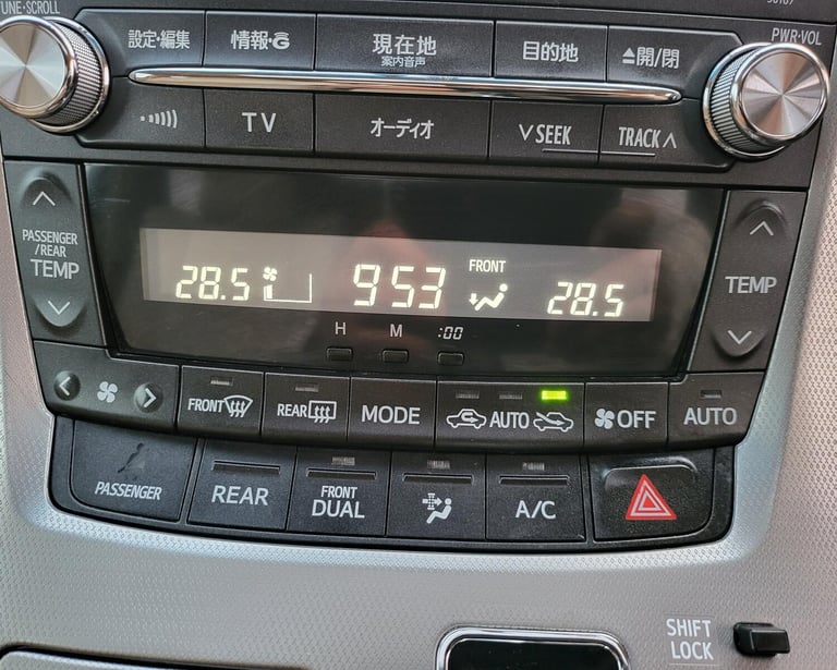 2013 FRESH IMPORT TOYOTA VELLFIRE ALPHARD L PKG 3.5 V6 AUTO 7 SEATER ULEZ FREE