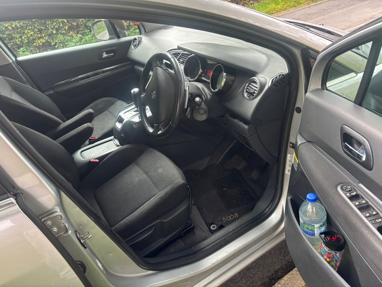 Peugeot, 5008, MPV, 2010, Semi-Auto, 1560 (cc), 5 doors