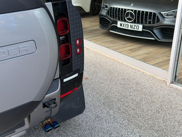 2024 Land Rover Defender 110 2.0 P400e 15.4kWh X-Dynamic HSE SUV 5dr Petrol Plug-in Hybrid Auto 4...