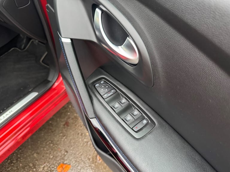 2020 Renault Kadjar S EDITION TCE Hatchback Petrol Manual