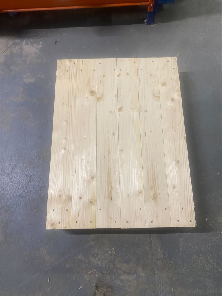 Pallets 80x60x14 wood Solid Base - Glenrothes - Collection Only - £3 Each - 5 Currently Available
