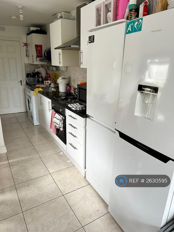 1 bedroom in Candler Street, Seven Sisters, N15 (#2630595)