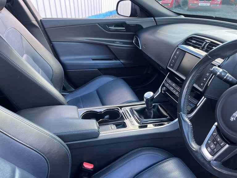 2015 Jaguar XE 2.0d R-Sport Euro 6 (s/s) 4dr SALOON Diesel Manual