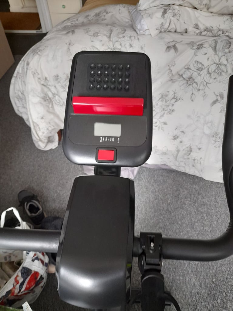Sport (24 ) s4 spin bike Exercise 
