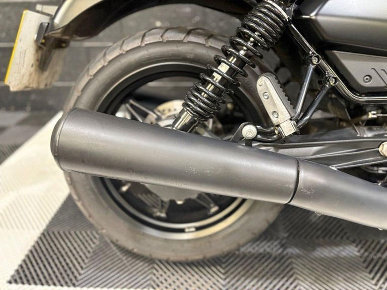 2023 23 MOTO GUZZI V7 853 IV STONE ROADSTER/RETRO PETROL MANUAL EURO 5 (65 PS)