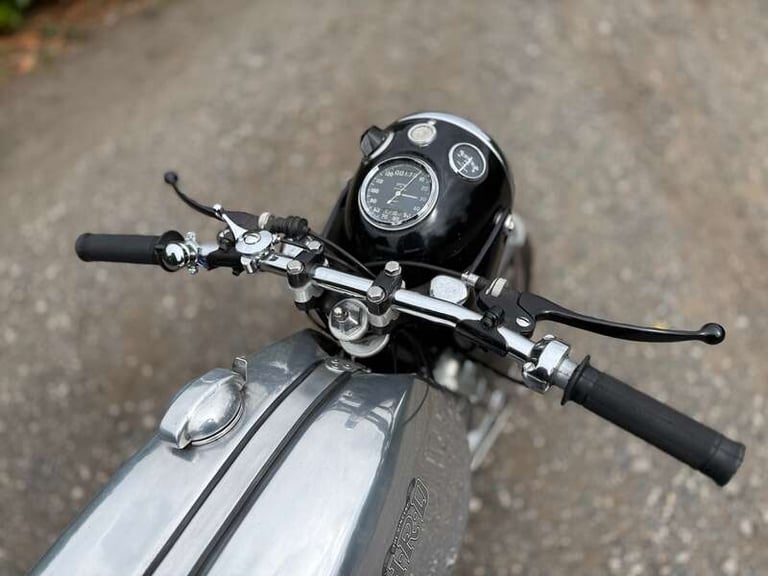 2025 NORTON NORVIN COMET PETROL Manual