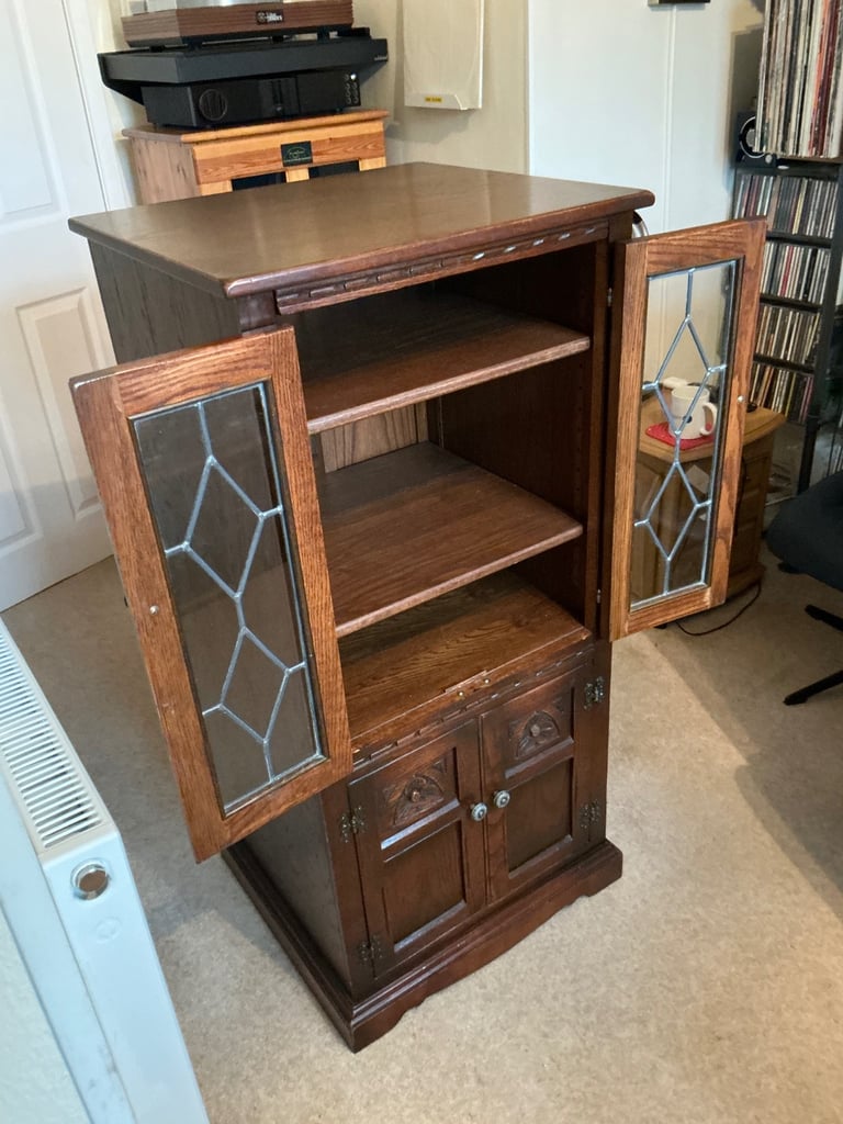 Hifi Equipment /vinyl/CD or other use