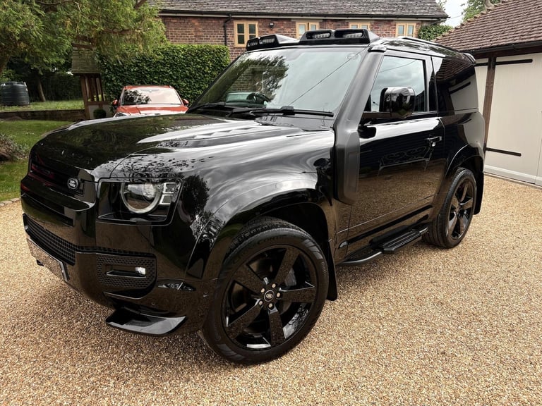 2023 Land Rover Defender 2023 Land Rover Defender 90 3.0 D250 Hard Top PANEL VAN Diesel Manual