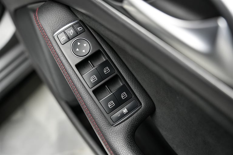 2015 Mercedes-Benz AMG A 45 4MATIC PREMIUM Hatchback Petrol Automatic