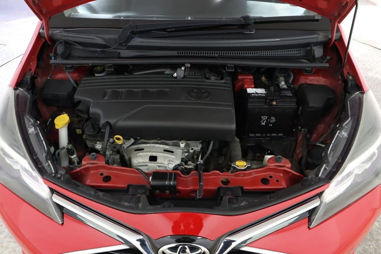 2014 Toyota Yaris 1.33 Dual VVT-i Excel Hatchback 5dr Petrol Manual Euro 5 Euro 5 (99 ps) Hatchba...