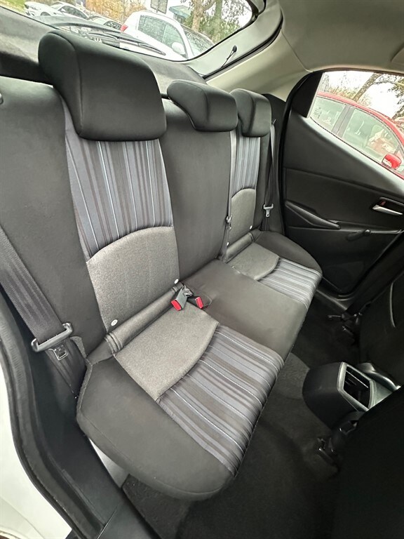 2015 Mazda Mazda2 SE Hatchback Petrol Manual