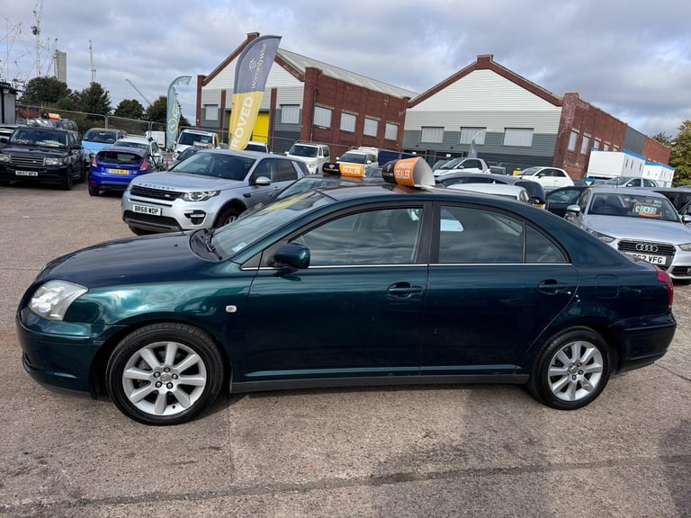 2003 Toyota Avensis T3-s Semi-auto Hatchback Petrol Automatic