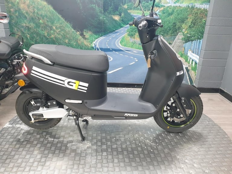 Full Electric Scooter MGB G1 50cc equivalent