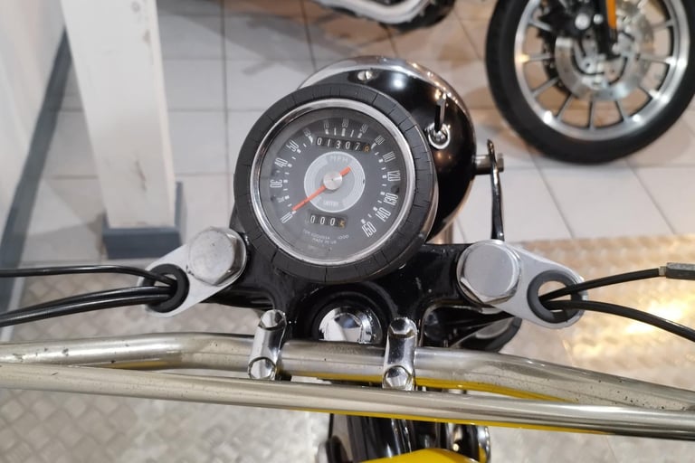 BSA B441 Victor Special