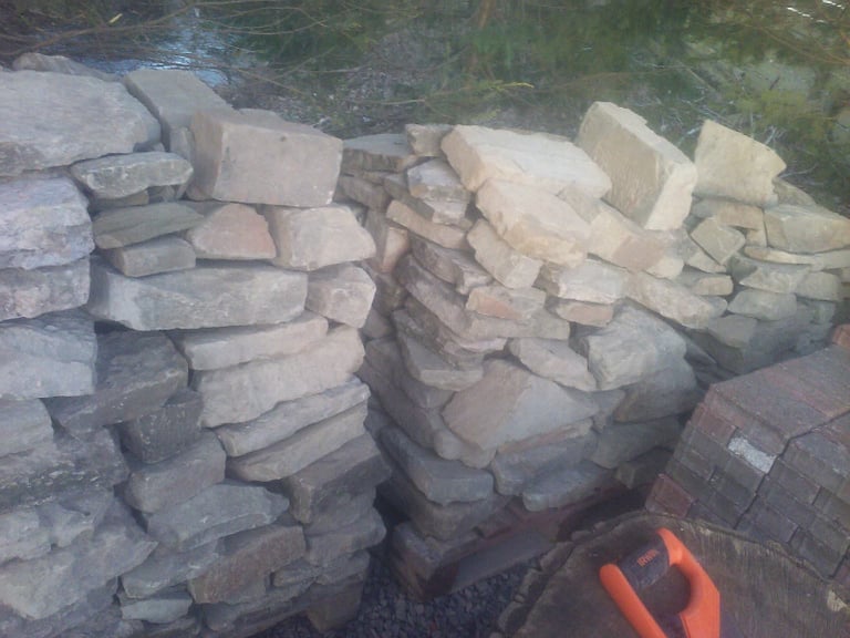 Reclaimed walling stone good quality can deliver 
