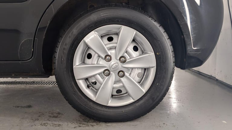 2010 Kia Rio 1.4 1 5dr HATCHBACK Petrol Manual