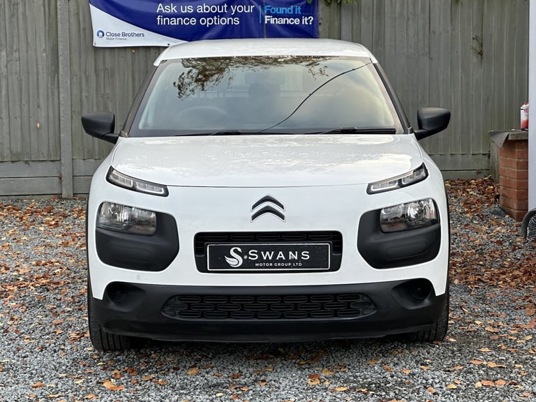 2015 Citroen C4 Cactus 1.6 Touch BlueHDI Diesel Manual 5 Door Hatchback White