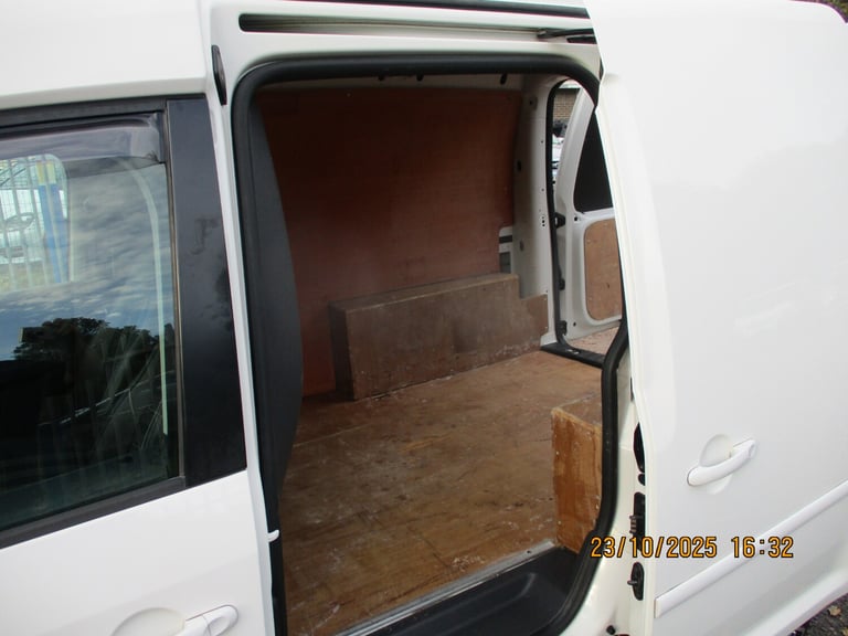 2015 Volkswagen Caddy 1.6 TDI 75PS Startline Van PANEL VAN Diesel Manual