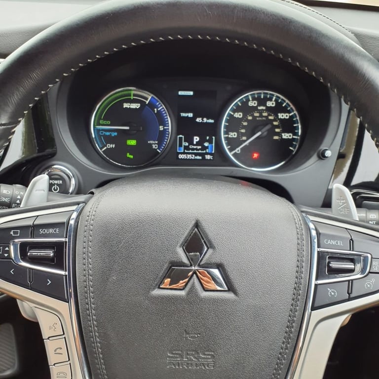 2019 19 MITSUBISHI OUTLANDER 2.4H TWINMOTOR 13.8KWH 4H SUV 5DR PETROL PLUG-IN HY