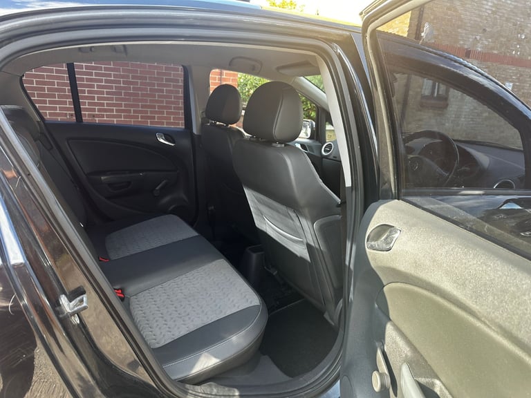 Vauxhall, CORSA, Hatchback, 2011, Manual, 1398 (cc),5 doors - Image 13