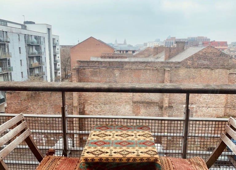 Central Liverpool 2 bed flat