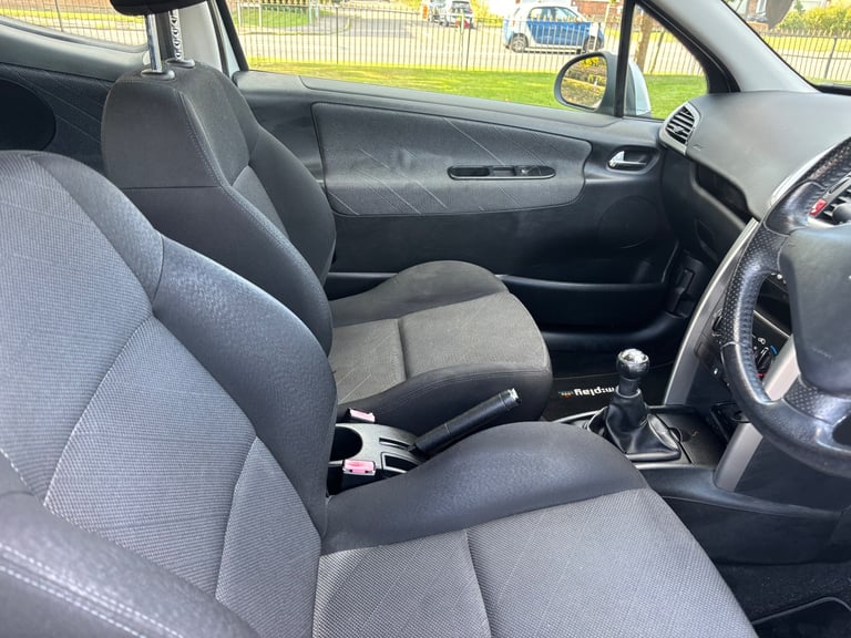 Peugeot, 207, Hatchback, 2008, Manual, 1360 (cc), 3 doors