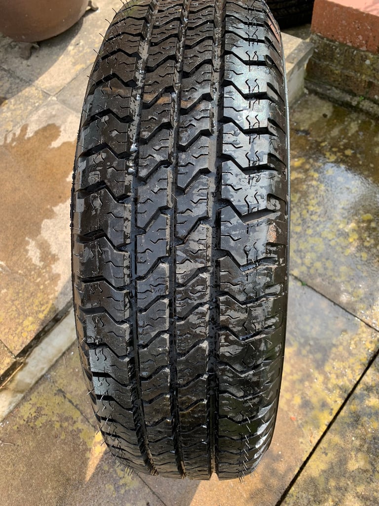 1x 225/75R16  104T GOODYEAR WRANGLER
