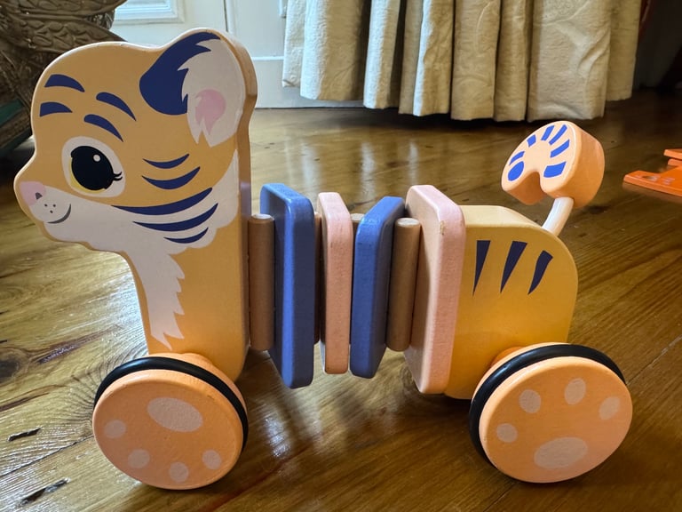 Job lot. 6 x Wooden set of toys for creative, educational play!