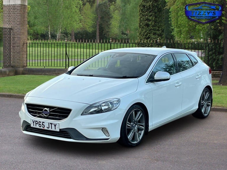 VOLVO V40 2.0 R-Design D4 2015