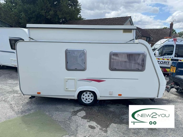2005 Trigano Rubis 3 Berth Caravan - RARE POP UP - STOCK E165 - AUTUMN SALE!!!!