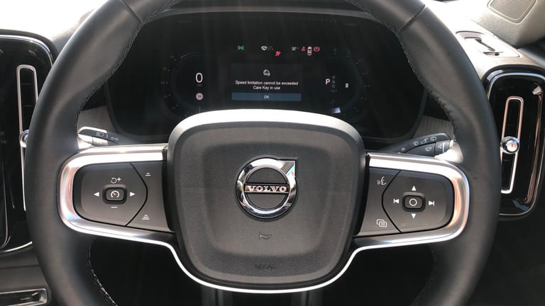 2023 Volvo XC40 2.0 B3P Plus Dark 5dr Auto Petrol Estate Estate Petrol Automatic