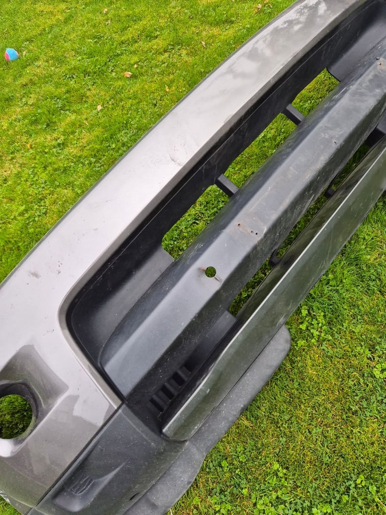 Land range rover parts - Bumper & driver side wing