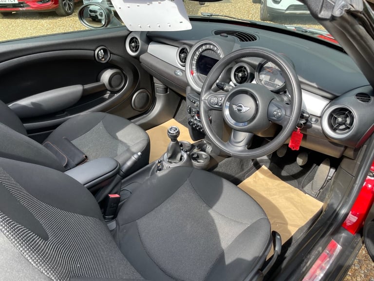 2015 MINI Roadster 1.6 Cooper 2dr CONVERTIBLE Petrol Manual