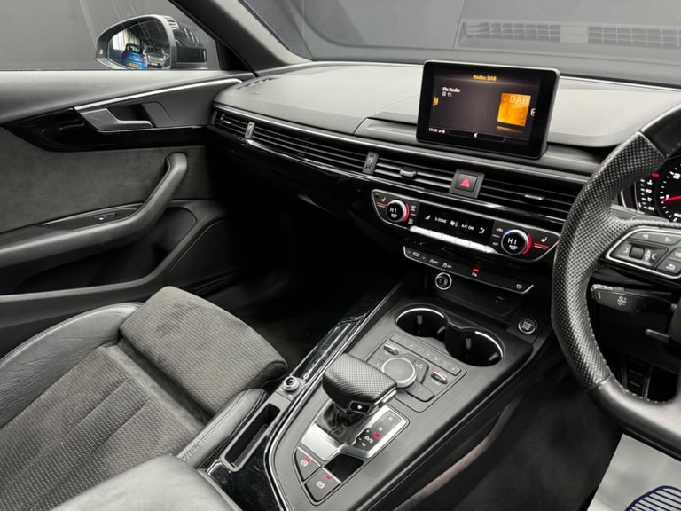 2019 Audi A4 2.0 TDI 35 Black Edition S Tronic Euro 6 (s/s) 4dr SALOON Diesel Automatic